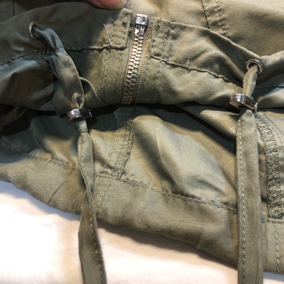 Streetwear Society Light weight Army Green Jacket Pockets Silver Accents Large - Picture 13 of 14